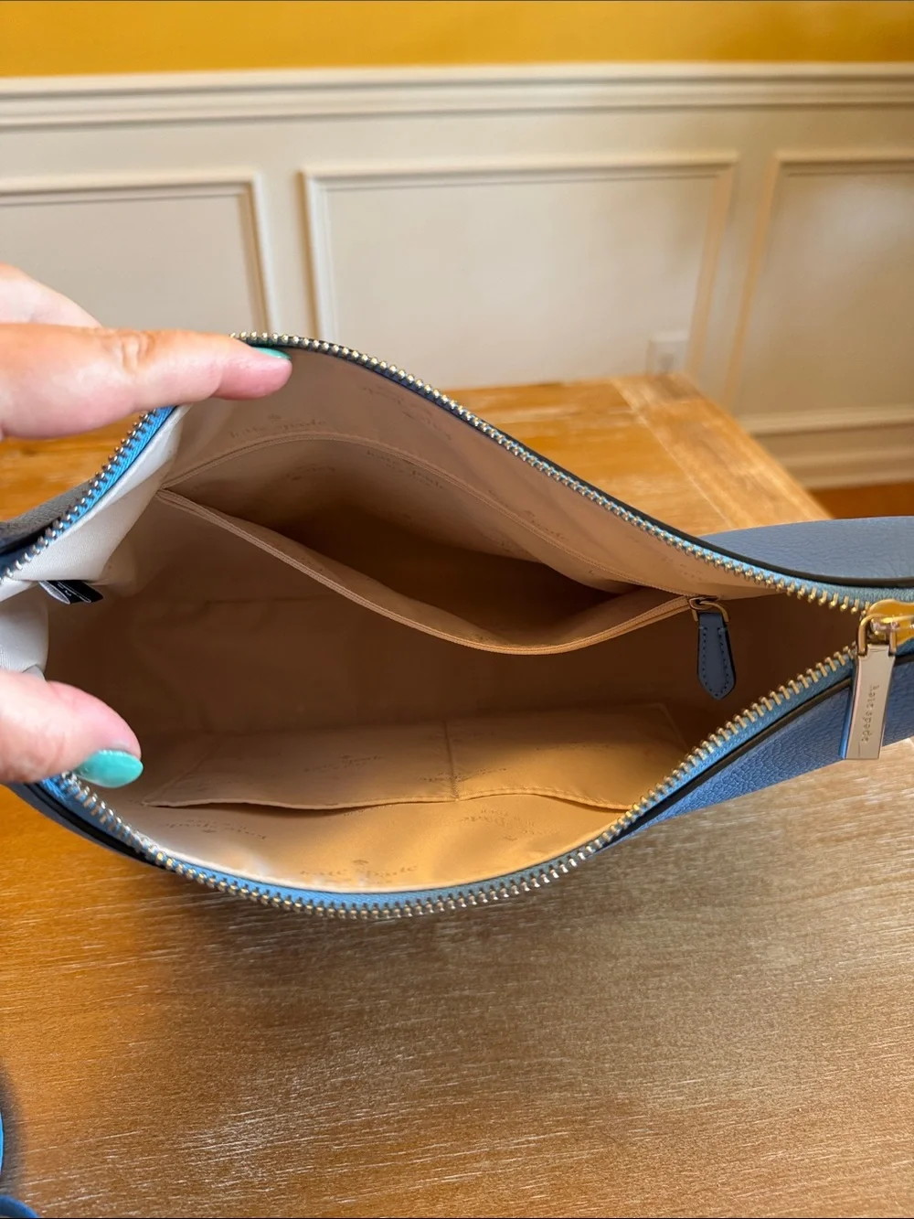 Kate Spade Blue Leather Crossbody/shoulder Bag with 2 Removable Straps - Picture 7 of 11
